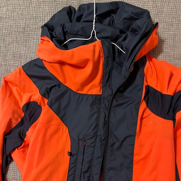 Lululemon 🍋Asymmetrical Reversible Rain Zip Jacker EUC - Picture 3 of 7